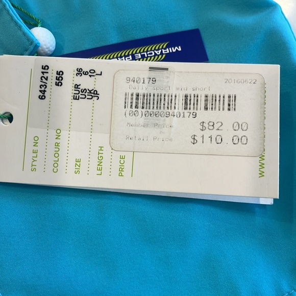 Golf Shorts - Picture 2 of 9